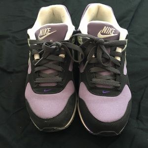 nike air sneakers